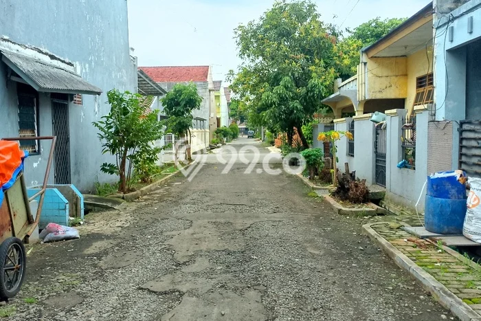 Untuk Dijual Tanah 135m2 di Bintara, Bekasi Untuk Dijual Tanah 135m2 di Bintara, Bekasi