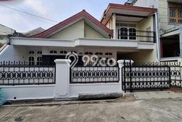Jual Rumah Favorit Siap Huni LB 170m2 di Duren Sawit, Jakarta Timur Jual Rumah Favorit Siap Huni LB 170m2 di Duren Sawit, Jakarta Timur