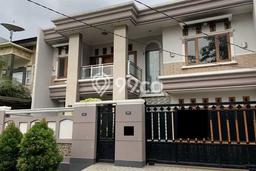 Siap Huni Rumah Mewah 6 Kamar di Duren Sawit Dekat ke Mana Pun Siap Huni Rumah Mewah 6 Kamar di Duren Sawit Dekat ke Mana Pun