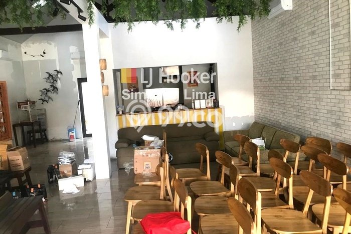 BEST PRICE! Rumah di Semarang Tengah, Dekat Fasilitas, 1 KM, Luas 275m² Bangunan 150m² BEST PRICE! Rumah di Semarang Tengah, Dekat Fasilitas, 1 KM, Luas 275m² Bangunan 150m²