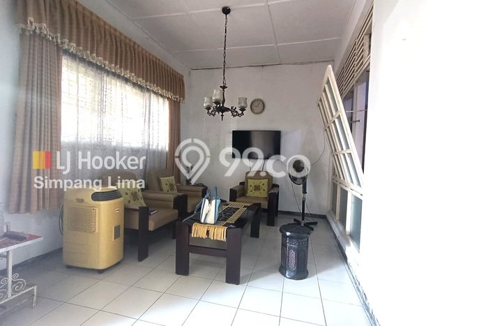 BEST CHOICE! Rumah kawasan Semarang Selatan, 3 KT, Dekat Sekolah, LT 180m² Bangunan 100m² BEST CHOICE! Rumah kawasan Semarang Selatan, 3 KT, Dekat Sekolah, LT 180m² Bangunan 100m²