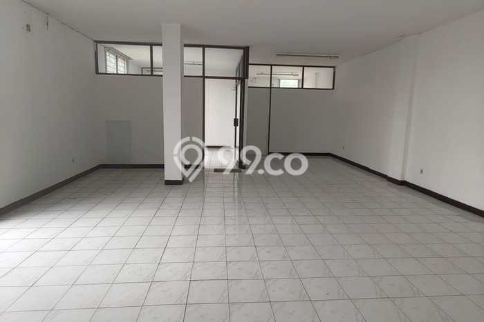 Ruko Disewa di Gayamsari, Semarang, LT 71m2 / LB 213m2 Ruko Disewa di Gayamsari, Semarang, LT 71m2 / LB 213m2