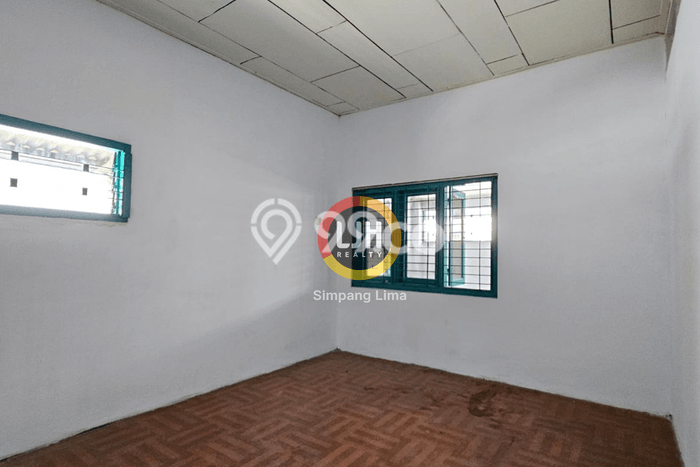 Disewakan Ruko di Kawasan Ramai Purwodinatan Luas 200m2 Disewakan Ruko di Kawasan Ramai Purwodinatan Luas 200m2