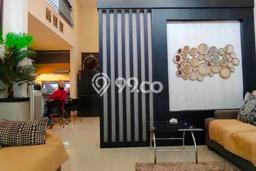 Dijual Rumah Premium dengan Fasilitas Sekitar Lengkap di Cipayung, Jakarta Timur Dijual Rumah Premium dengan Fasilitas Sekitar Lengkap di Cipayung, Jakarta Timur
