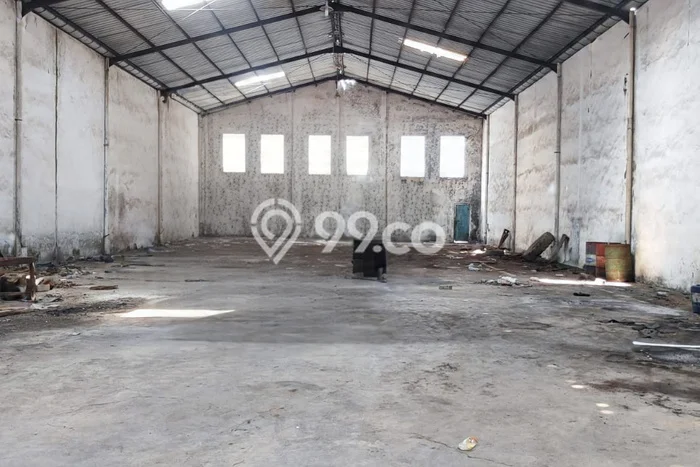 Unit Komersial Disewakan di Surabaya Kawasan Strategis Harga Kompetitif Unit Komersial Disewakan di Surabaya Kawasan Strategis Harga Kompetitif