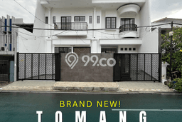 Ready to Use! Luxury House LT 313m2 Desain Elegan di Tomang Ready to Use! Luxury House LT 313m2 Desain Elegan di Tomang