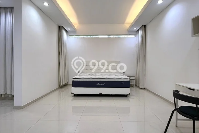 Rumah Elit Modern Tanpa Renovasi di Pondok Indah Jakarta Selatan Rumah Elit Modern Tanpa Renovasi di Pondok Indah Jakarta Selatan
