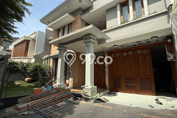 For Sale! Luxury House LT 310m2 Desain Elegan di Pondok Indah For Sale! Luxury House LT 310m2 Desain Elegan di Pondok Indah