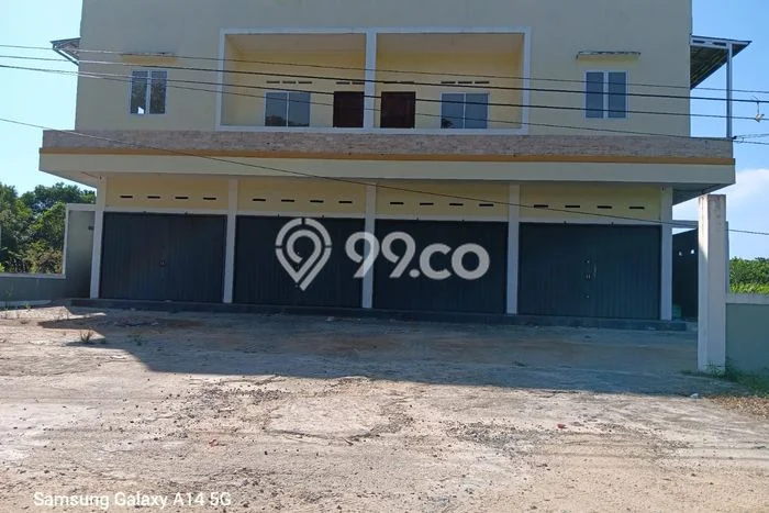 Area Ramai! Ruko Dijual di Pontianak Selatan untuk Bisnis Luas Bangunan 320m2 Area Ramai! Ruko Dijual di Pontianak Selatan untuk Bisnis Luas Bangunan 320m2