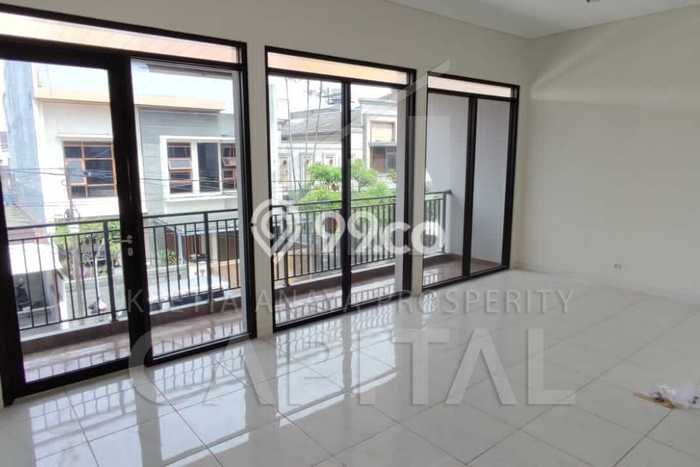 Unit Komersial Disewakan di Bandung Kawasan Strategis Harga Kompetitif Unit Komersial Disewakan di Bandung Kawasan Strategis Harga Kompetitif
