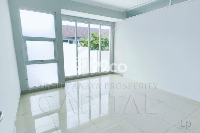 Ruko Dijual di Prime Area Bandung Luas 160m2 Ruko Dijual di Prime Area Bandung Luas 160m2