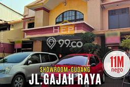 Ready to Use! Luxury House LT 520m2 Desain Elegan di Gajah Ready to Use! Luxury House LT 520m2 Desain Elegan di Gajah