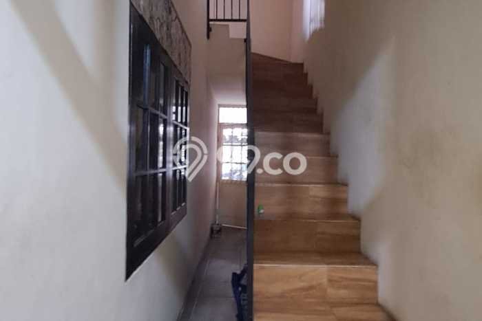 Hunian Cantik Modern Lb 150m2 di Ciputat Timur, Tangerang Selatan Hunian Cantik Modern Lb 150m2 di Ciputat Timur, Tangerang Selatan