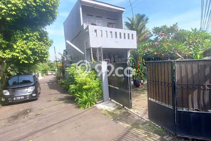 Hunian Mewah LB 200m2 Siap Pakai Desain Elegan di Bintaro, Jakarta Selatan Hunian Mewah LB 200m2 Siap Pakai Desain Elegan di Bintaro, Jakarta Selatan