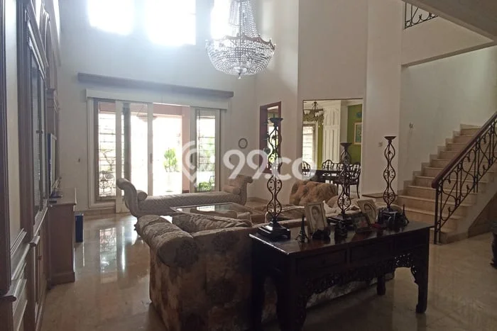 Siap Huni Rumah Mewah 5 Kamar di Jagakarsa Dekat ke Mana Saja Siap Huni Rumah Mewah 5 Kamar di Jagakarsa Dekat ke Mana Saja