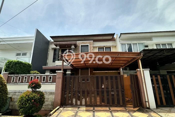 For Sale! Premium House LT 200m2 Desain Elegan di Jatibening For Sale! Premium House LT 200m2 Desain Elegan di Jatibening
