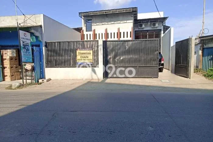 Ruko untuk disewa di Babelan punya LT 128m2 & LB 100m2 harga sewa kompetitif Ruko untuk disewa di Babelan punya LT 128m2 & LB 100m2 harga sewa kompetitif
