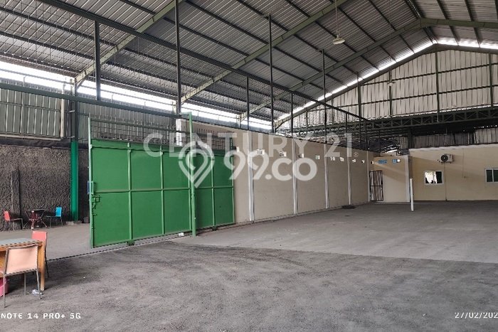 Gudang paling strategis disewakan di Harjamukti Cirebon Gudang paling strategis disewakan di Harjamukti Cirebon