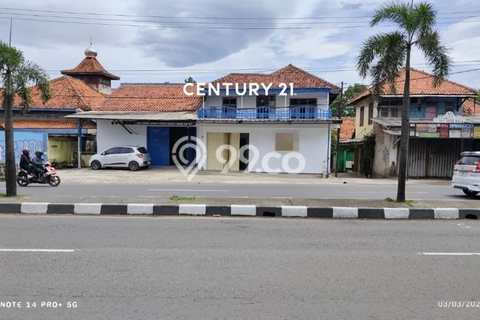 Gudang disewakan di Plumbon Cirebon dengan luas bangunan 350m2 Gudang disewakan di Plumbon Cirebon dengan luas bangunan 350m2