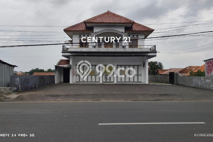 Unit Ruko Paling Strategis di Sumber Cirebon dengan LB 345m2 Unit Ruko Paling Strategis di Sumber Cirebon dengan LB 345m2