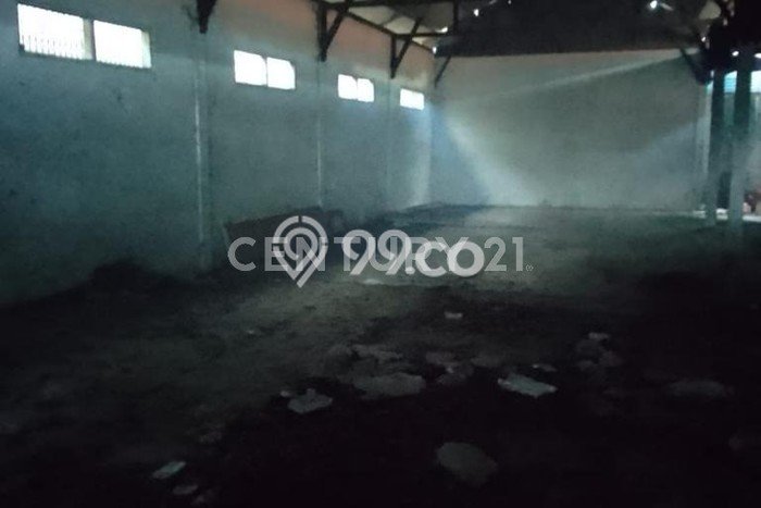 Disewakan Gudang komersial di Plumbon luas bangunan 900m2 Disewakan Gudang komersial di Plumbon luas bangunan 900m2