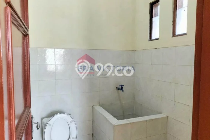 Rumah Bagus Siap Huni Di Blimbing Luas 150m2 Aman Rumah Bagus Siap Huni Di Blimbing Luas 150m2 Aman