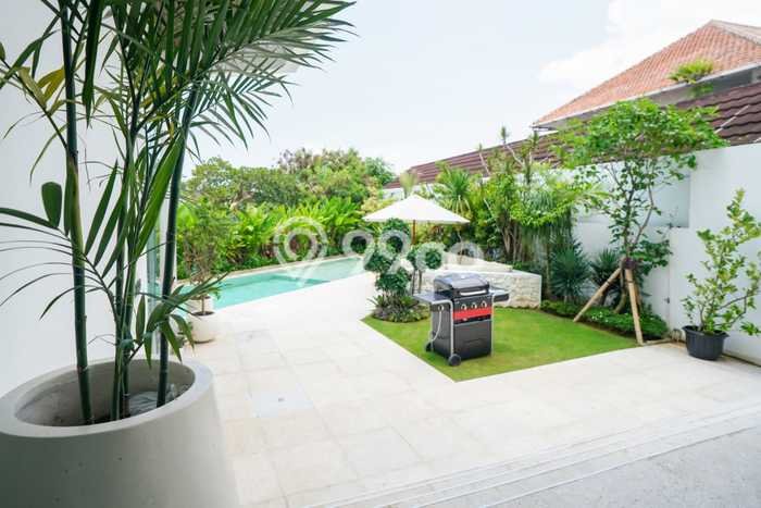 AREA PREMIUM! Vila Kawasan , Ukuran 405m2m², Dekat pusat umum AREA PREMIUM! Vila Kawasan , Ukuran 405m2m², Dekat pusat umum