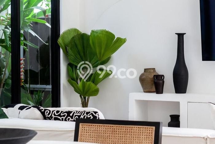 Tersedia Vila Kawasan , Area 268m2m², Posisi Premium Tersedia Vila Kawasan , Area 268m2m², Posisi Premium