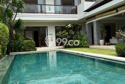 Investasi Menjanjikan! Vila di , Luas 455m2m², Dekat Mudah Fasilitas Umum Investasi Menjanjikan! Vila di , Luas 455m2m², Dekat Mudah Fasilitas Umum