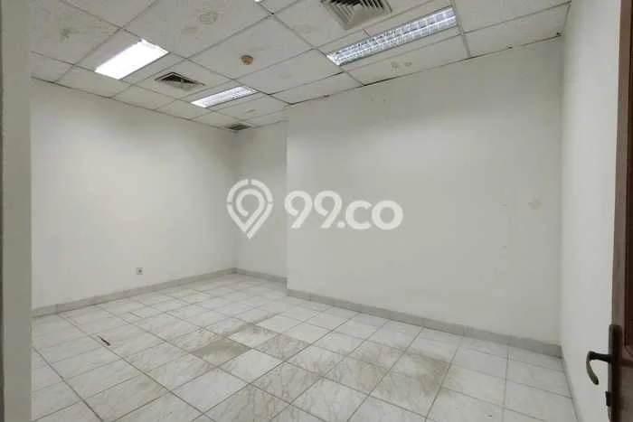 Gudang Disewa di Bekasi dengan LB 1283m2 Area Komersial Ramai Gudang Disewa di Bekasi dengan LB 1283m2 Area Komersial Ramai