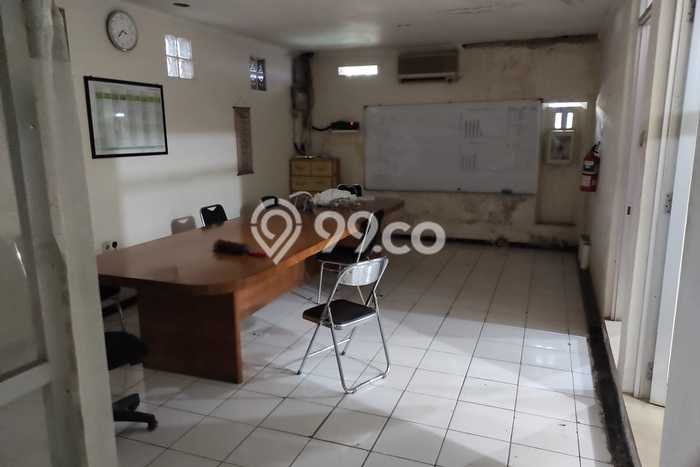 Area Ramai! Gudang Dijual di Cimahi Selatan untuk Bisnis Luas Bangunan 1775m2 Area Ramai! Gudang Dijual di Cimahi Selatan untuk Bisnis Luas Bangunan 1775m2