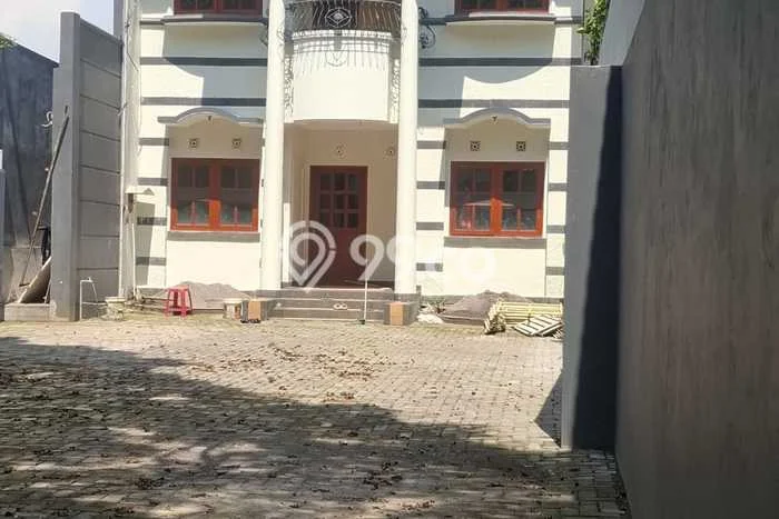 Sewa Rumah Murah di Setra Duta Bandung Punya 4 Kamar Tidur Sewa Rumah Murah di Setra Duta Bandung Punya 4 Kamar Tidur