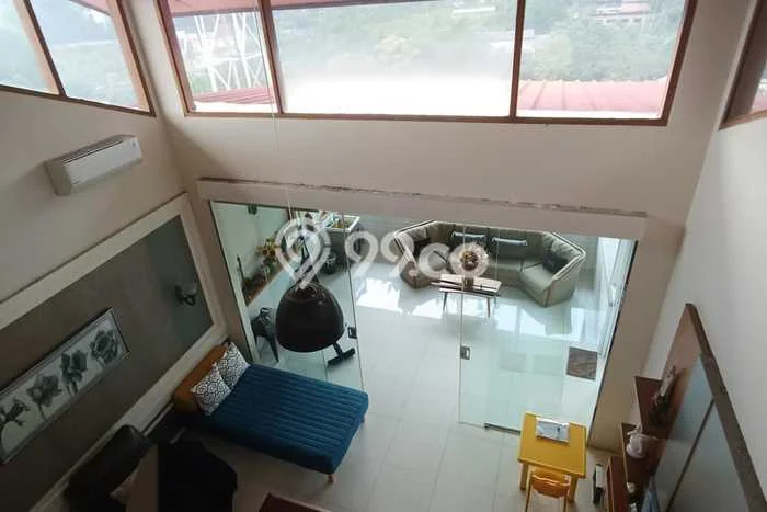 Disewakan! Rumah 6 Kamar Tidur &
4 Kamar Mandi di Ciumbuleuit, Bandung Disewakan! Rumah 6 Kamar Tidur &
4 Kamar Mandi di Ciumbuleuit, Bandung