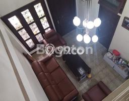 FOR SALE Hunian Apartemen Luxury di Cempaka Putih dengan 4 Kamar Tidur & Luas 225m2 FOR SALE Hunian Apartemen Luxury di Cempaka Putih dengan 4 Kamar Tidur & Luas 225m2