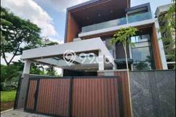 Jual Rumah Mewah Elegan Dengan View Cantik di Citraland, Surabaya Jual Rumah Mewah Elegan Dengan View Cantik di Citraland, Surabaya