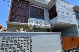 Aset Strategis! Vila Kawasan , Luas 102m2m², Lokasi Premium dengan potensi tinggi Aset Strategis! Vila Kawasan , Luas 102m2m², Lokasi Premium dengan potensi tinggi