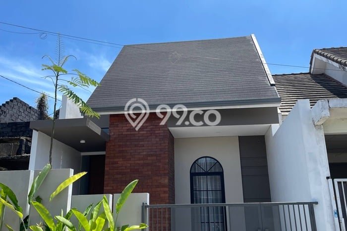 Dijual Hunian Rumah Terawat 3 Kamar di Bandulan, Malang Dijual Hunian Rumah Terawat 3 Kamar di Bandulan, Malang