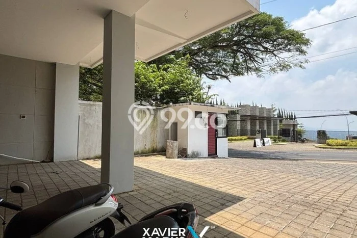 KEUNTUNGAN BERLIPAT! Hotel Kawasan , Luas 440m2m², Lokasi Jalan Utama KEUNTUNGAN BERLIPAT! Hotel Kawasan , Luas 440m2m², Lokasi Jalan Utama
