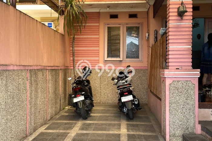 Jual Rumah Strategis Bagus Punya 4 KT di Lowokwaru Malang SHM Jual Rumah Strategis Bagus Punya 4 KT di Lowokwaru Malang SHM