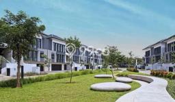 Rumah Mewah LB 285m2 Siap Pakai Desain Elegan di BSD, Tangerang Rumah Mewah LB 285m2 Siap Pakai Desain Elegan di BSD, Tangerang