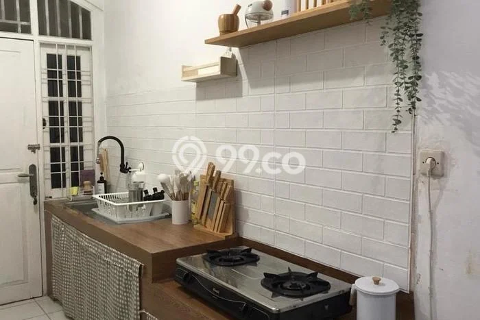 Rumah Elit LB 200m2 Siap Pakai Desain Elegan di Bintaro, Tangerang Selatan Rumah Elit LB 200m2 Siap Pakai Desain Elegan di Bintaro, Tangerang Selatan