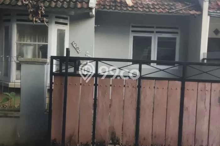 Jual Rumah Minimalis Bagus Punya 4 KT di Ciputat Timur Tangerang Selatan - Jual Rumah Minimalis Bagus Punya 4 KT di Ciputat Timur Tangerang Selatan -