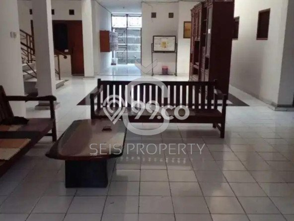 Rumah Kost untuk Dijual di Coblong dengan 44 KT, 44 KM, Luas 1000m2 Rumah Kost untuk Dijual di Coblong dengan 44 KT, 44 KM, Luas 1000m2