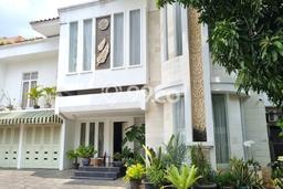 Hunian Elit LB 750m2 Siap Pakai Desain Elegan di Bangka, Jakarta Selatan Hunian Elit LB 750m2 Siap Pakai Desain Elegan di Bangka, Jakarta Selatan