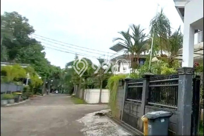 Rumah Elit Modern Siap Huni di Ragunan Jakarta Selatan Rumah Elit Modern Siap Huni di Ragunan Jakarta Selatan