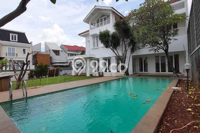 Rumah 4 Kamar Lengkap Disewakan di Cilandak Harga Kompetitif Rumah 4 Kamar Lengkap Disewakan di Cilandak Harga Kompetitif