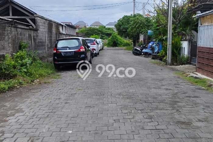 Tanah Disewa Strategis di Badung Luas 1000m2 Tanah Disewa Strategis di Badung Luas 1000m2