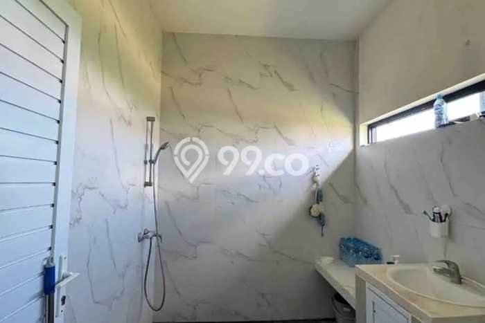 Rumah Elit LB 238m2 Siap Huni Desain Elegan di Kerobokan, Badung Rumah Elit LB 238m2 Siap Huni Desain Elegan di Kerobokan, Badung