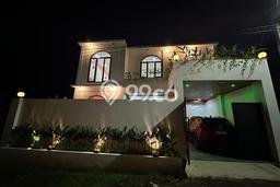 Hunian Mewah LB 200m2 Siap Pakai Desain Elegan di Jimbaran, Badung Hunian Mewah LB 200m2 Siap Pakai Desain Elegan di Jimbaran, Badung