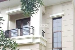 Rumah Terawat di BSD, Tangerang, Luas 162m² Bangunan 137m² DIJUAL CEPAT! Rumah Terawat di BSD, Tangerang, Luas 162m² Bangunan 137m² DIJUAL CEPAT!